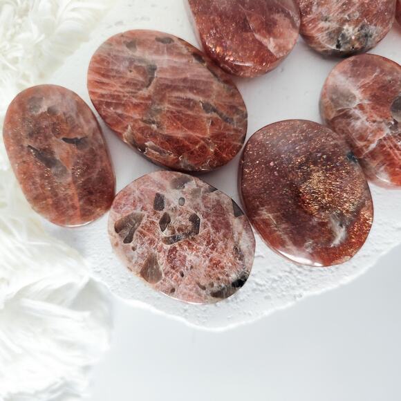 Sparkly Sunstone Palm Stone - Picture 4 of 10